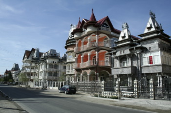  mg 0466 Primul album despre o posibilă arhitectură a rromilor din România