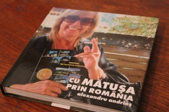 Alexandru Andrieş, cu mătuşa prin România