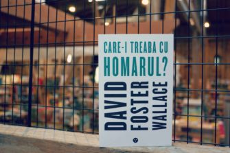 Care-i treaba cu homarul?