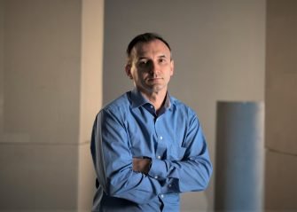 Poezia este unul dintre cei mai vechi și buni conductori de umanitate