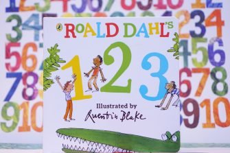 Selecție specială de carte în limba engleză | 20% reducere