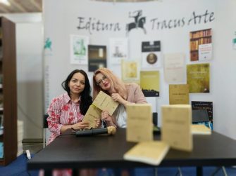 Poezia – și literatura, în general – trebuie să fie despre oameni, nu despre tabuuri | Diana Geacăr și Cătălina Matei   