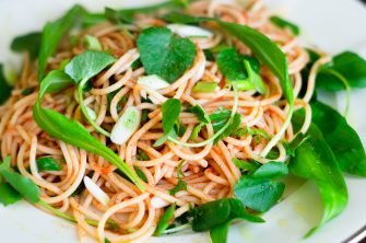 Paste Primavera cu zarzavat de primăvară