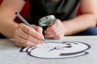 Ilustratorul Adrian Serghie: Găsesc inspirație în aproape orice: muzică, filme, cărți, vise, natură