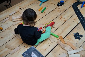 20 cărți pentru bebeluși: Dragostea pentru cărți se naște în brațele părinților