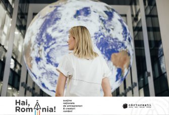 POM. O poveste despre haine și grija pentru mediul înconjurător.