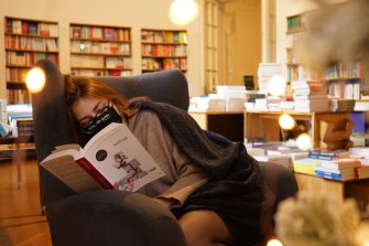 Spiritul sărbătorilor de iarnă în povești nemuritoare