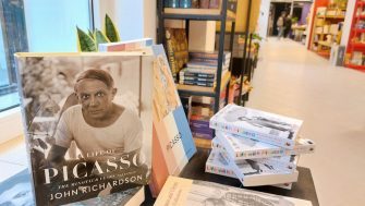 Cărturești deschide o librărie pop-up în cadrul Art Safari