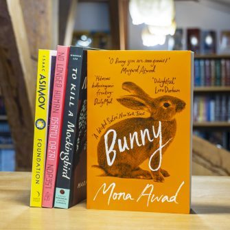 SELECȚIE DE TITLURI ÎN LIMBA ENGLEZĂ DE CITIT ÎN VACANȚĂ | 20% REDUCERE