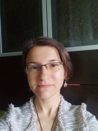 Emanuela Iurkin: „Unii scriitori au scris în închisori sau au reușit să scrie doar în gând…”