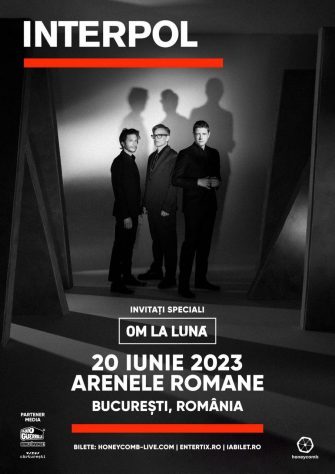 Trupa newyorkeză INTERPOL, celebră pentru stilul unic de indie rock și post-punk revival, va concerta la București pe 20 iunie 2023 la Arenele Romane