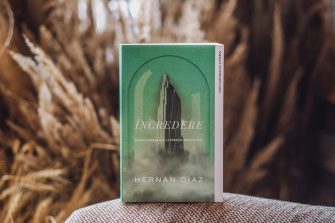 Ioana Bâldea Constantinescu | Pariul narativ al lui Hernan Diaz