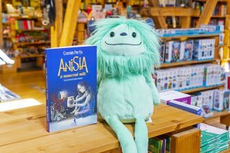 Cosmin Perța | „Noile generații sunt mult mai conștiente de faptul că lumea actuală nu este una dihotomică”