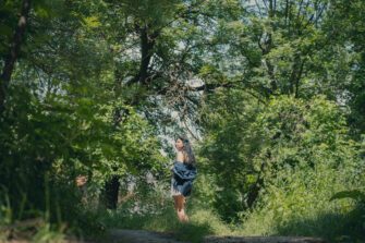 Rezidența Cărturești | Ligia Keșișian: „Până să ajung la Țibănești nu eram conștientă câtă nevoie aveam de tihnă (…)”