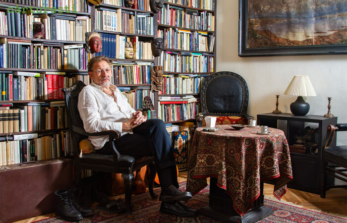 Bibliotecă de scriitor – Attila Bartis:  „Mama mea a citit mai mult într-un an decât am citit eu în toată viața”