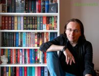 Bibliotecă de scriitor – Marian Coman:  „Un cititor este un creator, în aceeași măsură în care este și scriitorul”