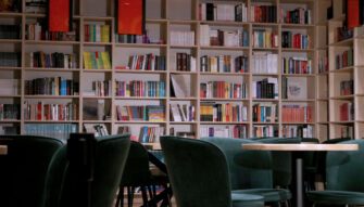 Vești bune din Ploiești: 784 de cărți noi la Biblioteca Nației