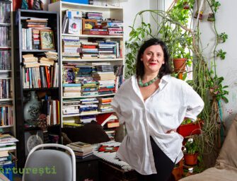 Bibliotecă de scriitor – Elena Vlădăreanu:  „Mi-am petrecut toată viața de liceană în bibliotecă”